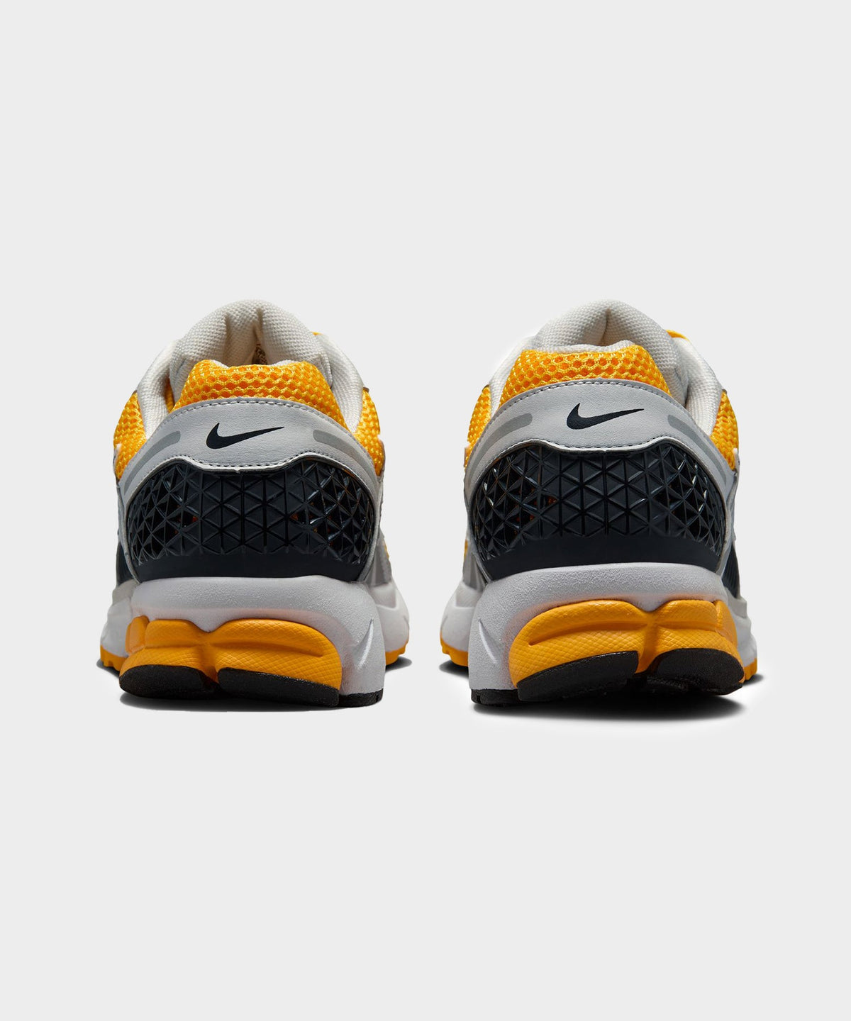 Nike Zoom Vomero - Yellow