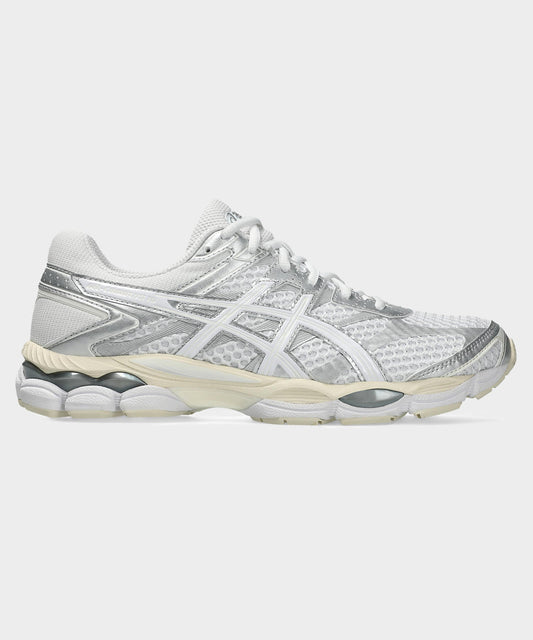 ASICS GEL-CUMULUS® 16 Sneaker - White
