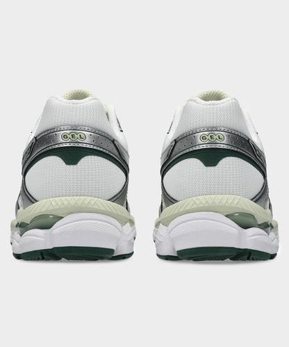 ASICS GEL-CUMULUS® 16 Sneaker - Forest Green