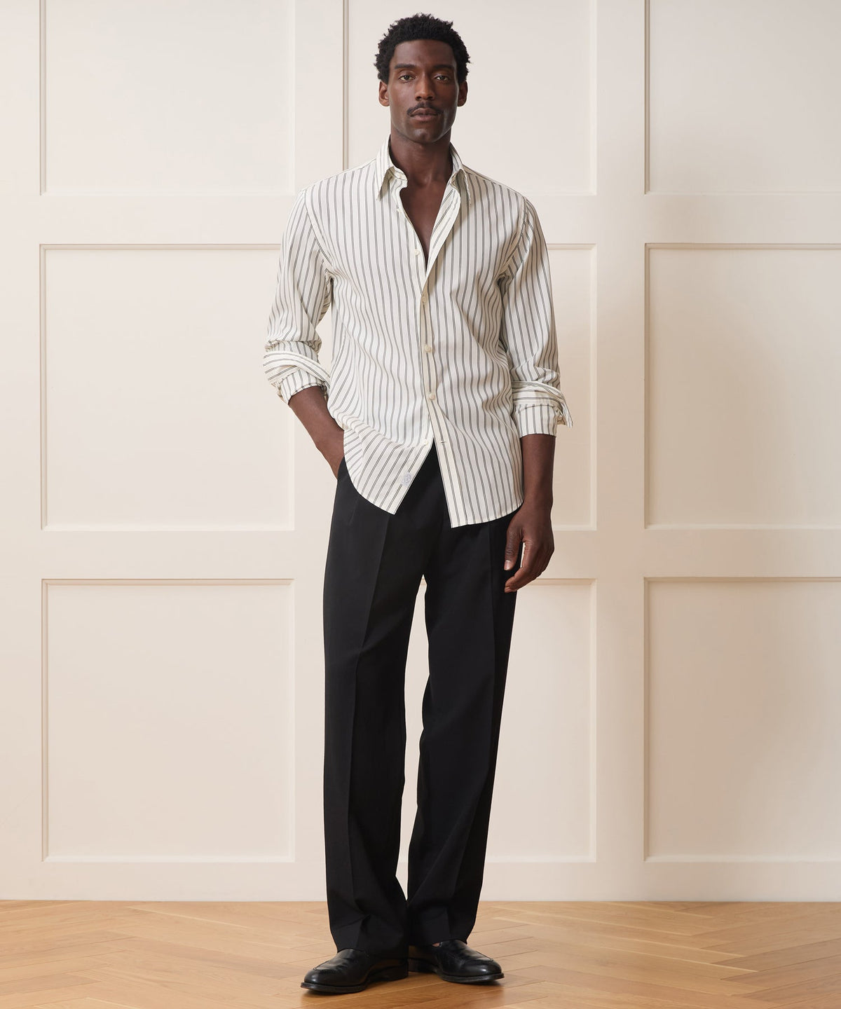 Poplin Long Point Collar Dress Shirt - Cream