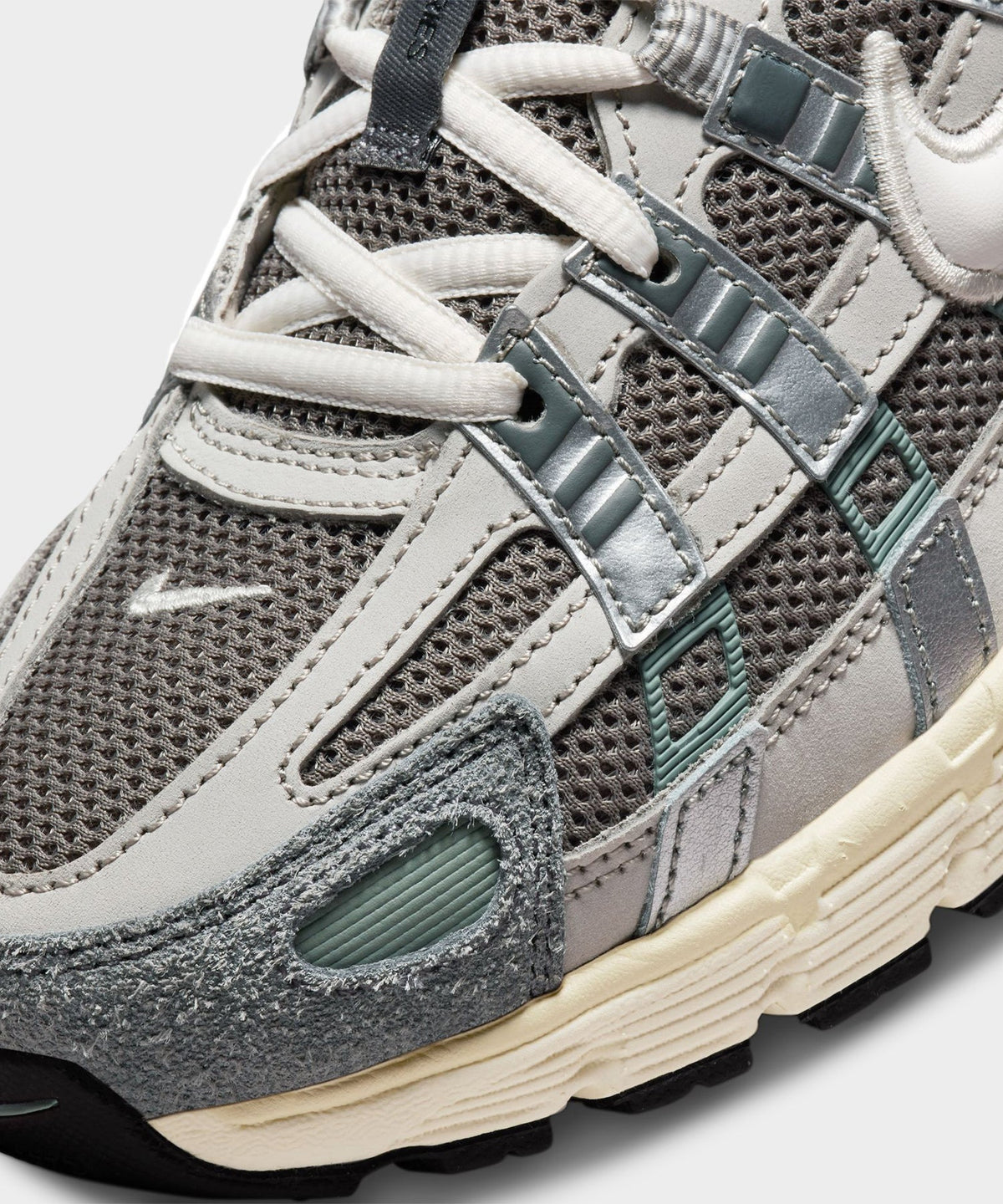 Nike P-6000 - Silver