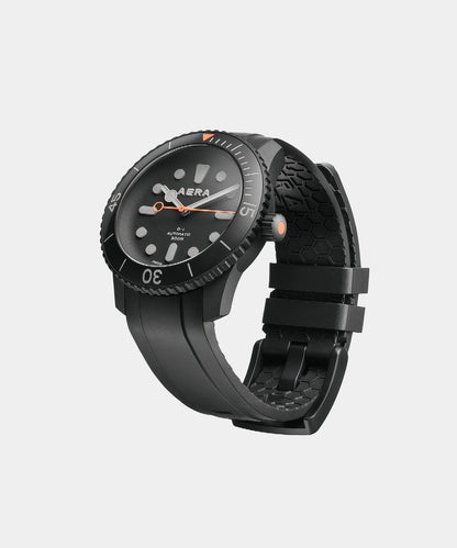 Todd Snyder X AERA D-1 Diver Watch - Black