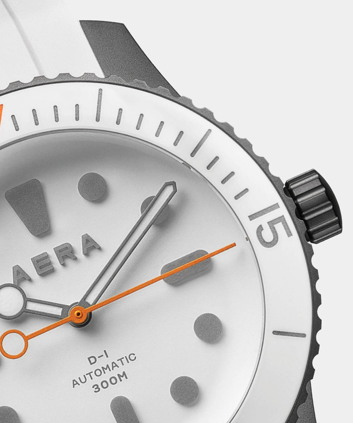 Todd Snyder X AERA D-1 Diver Watch - White