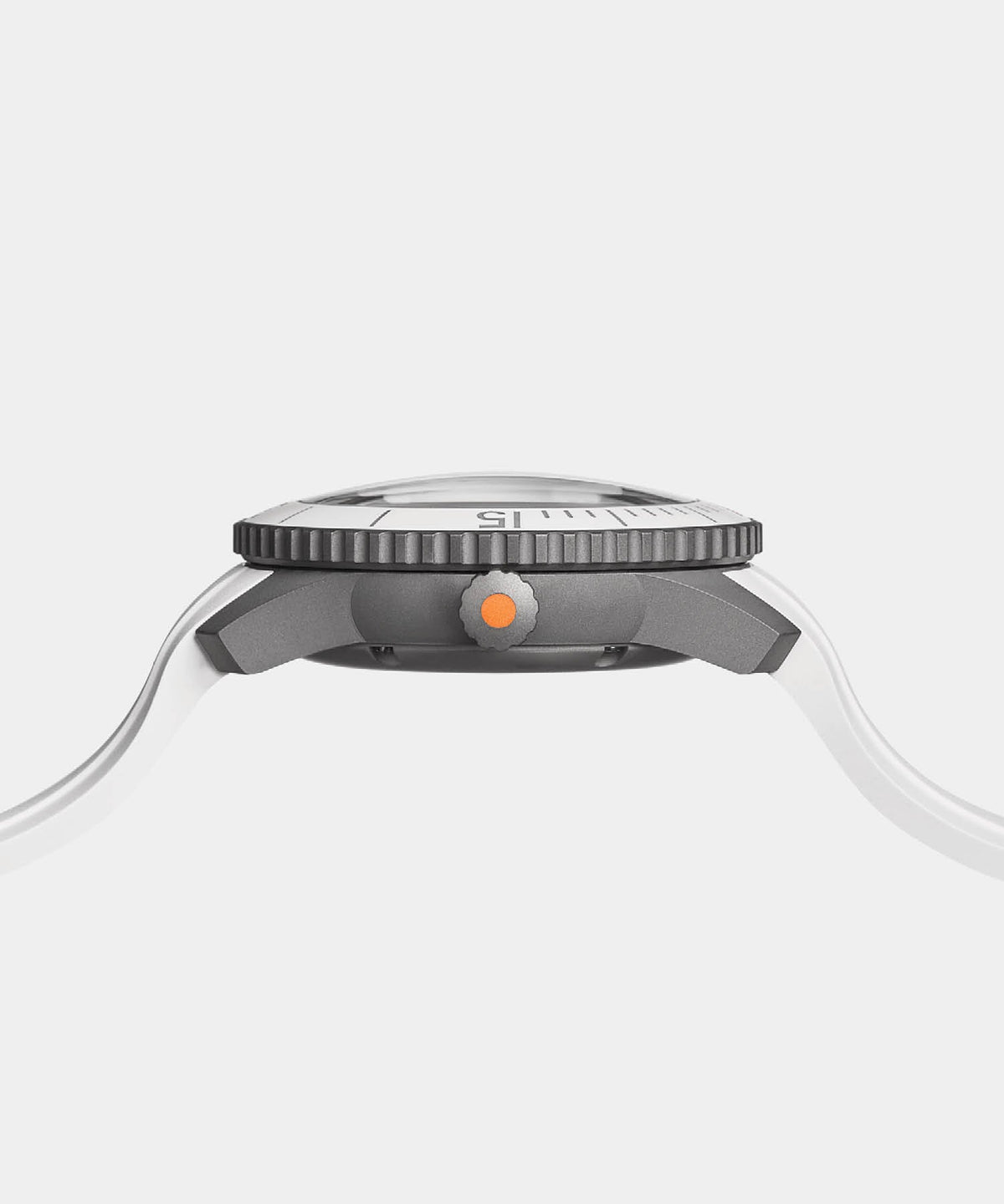 Todd Snyder X AERA D-1 Diver Watch - White