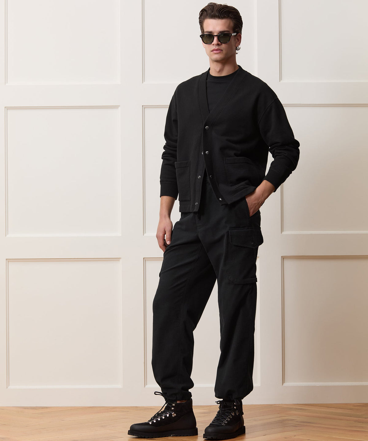 Soho Cardigan Sweatshirt - Black