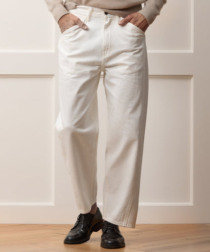 Relaxed Barrel Jean - White