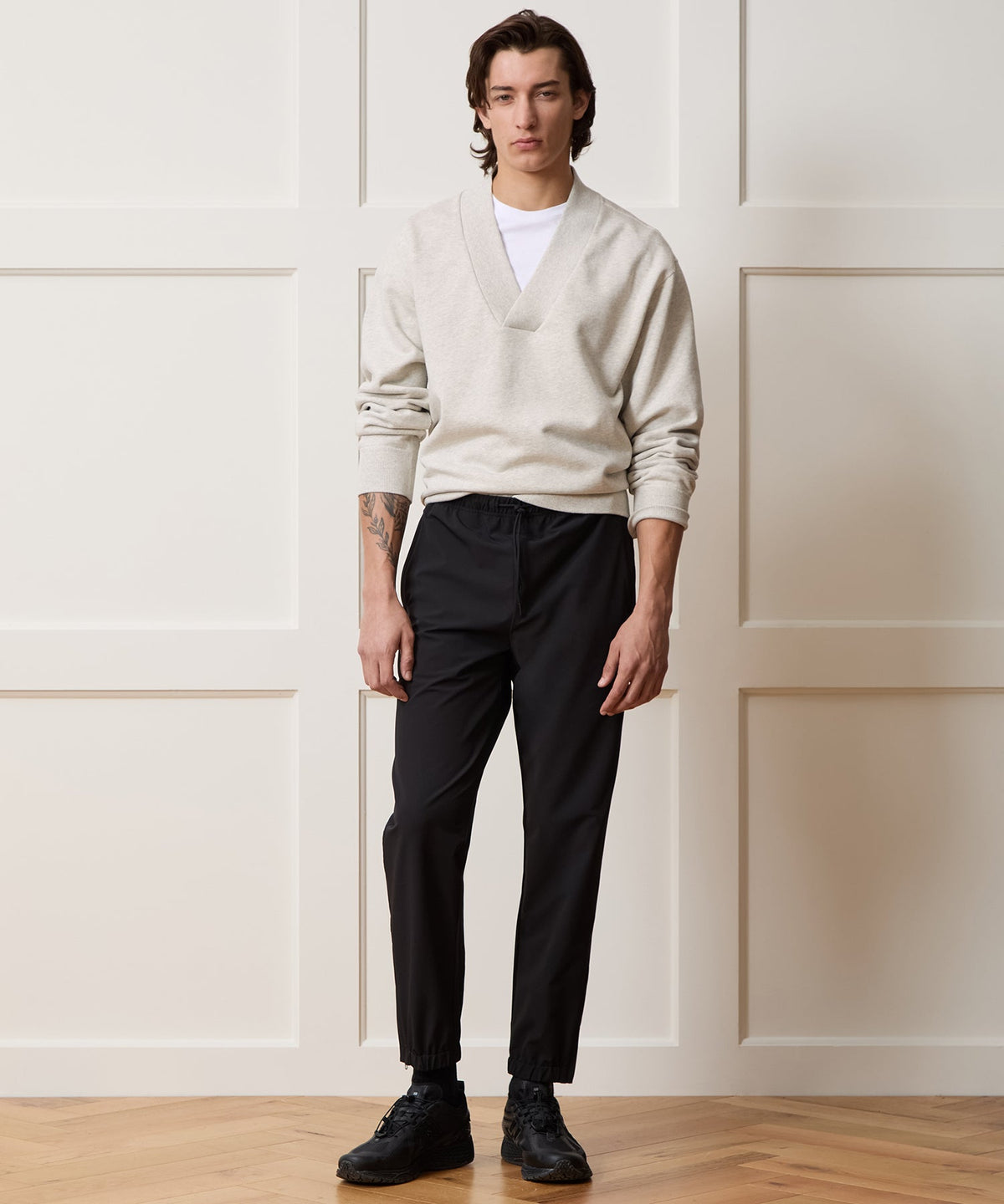 Soho V-Neck Sweatshirt - Heather Beige