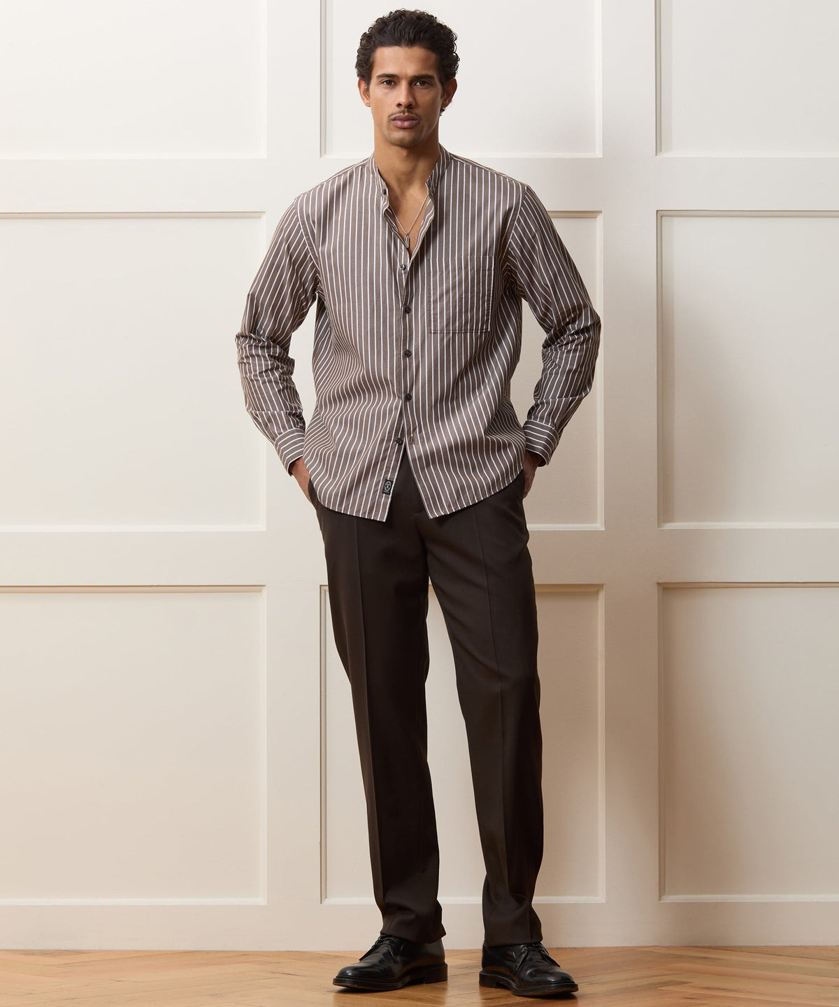 Poplin Band Collar Shirt - Brown