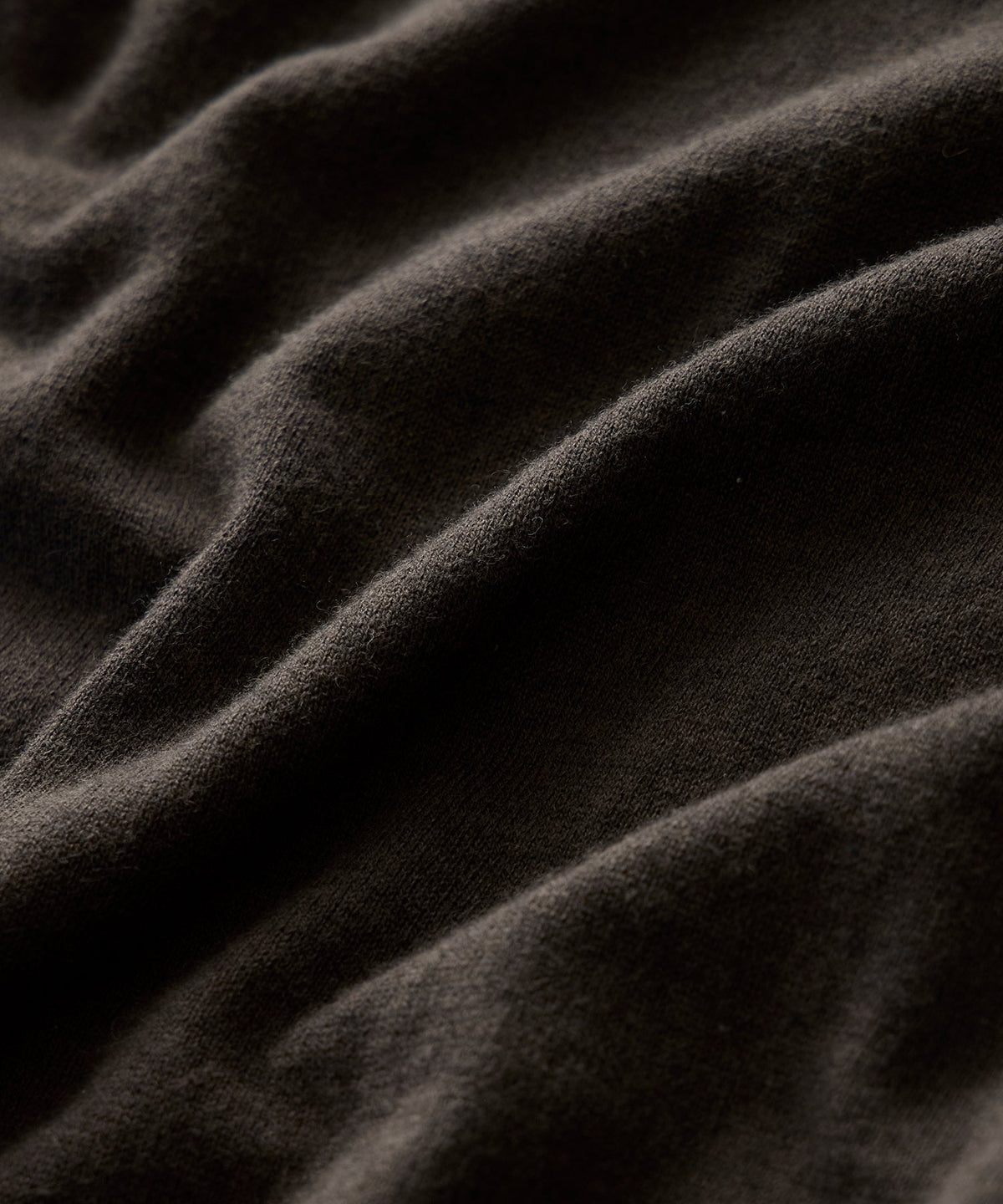 Cotton-Cashmere V-Neck - Caviar