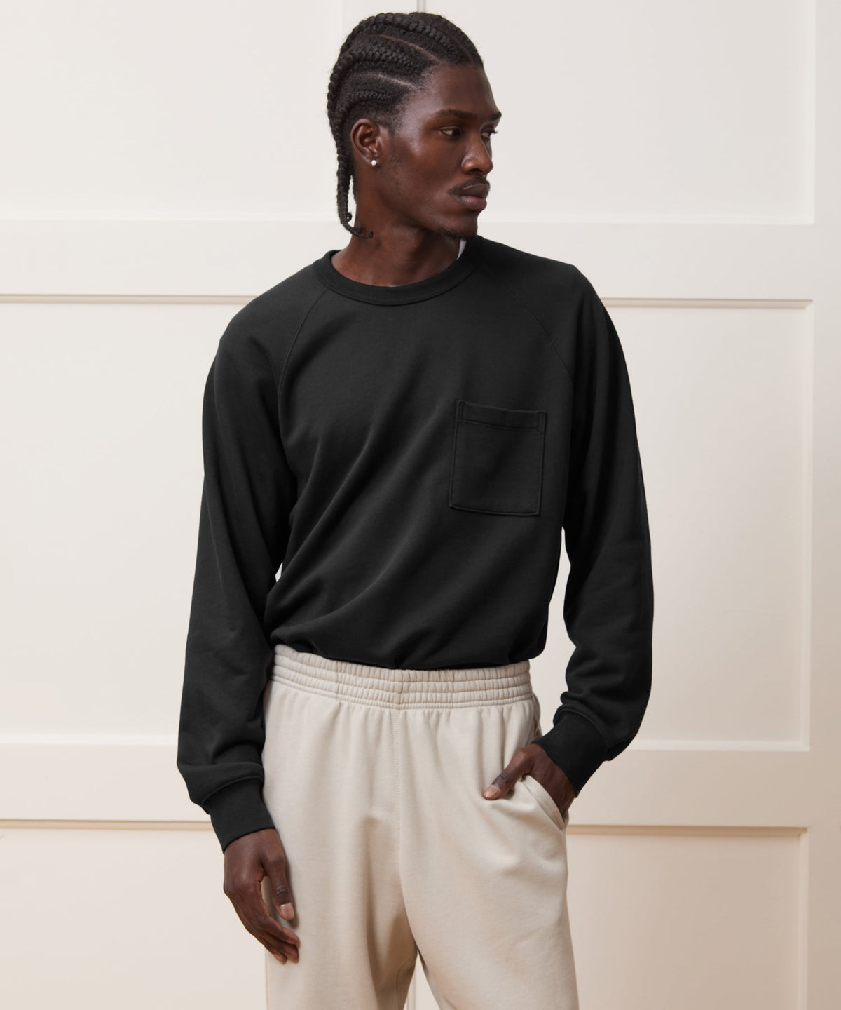 Foundation Pocket Sweatshirt - Pitch Black