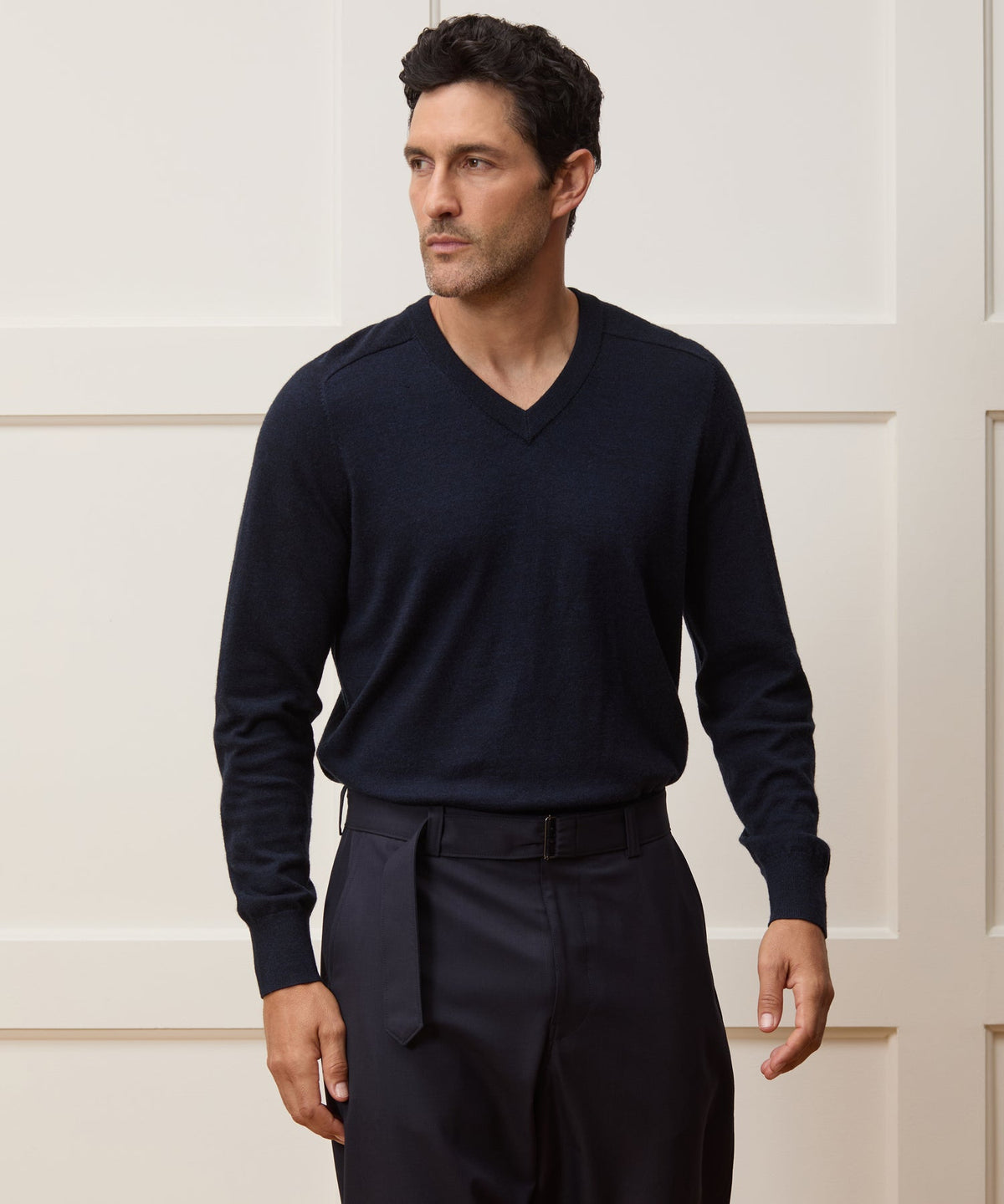Merino V-Neck Sweater - Navy