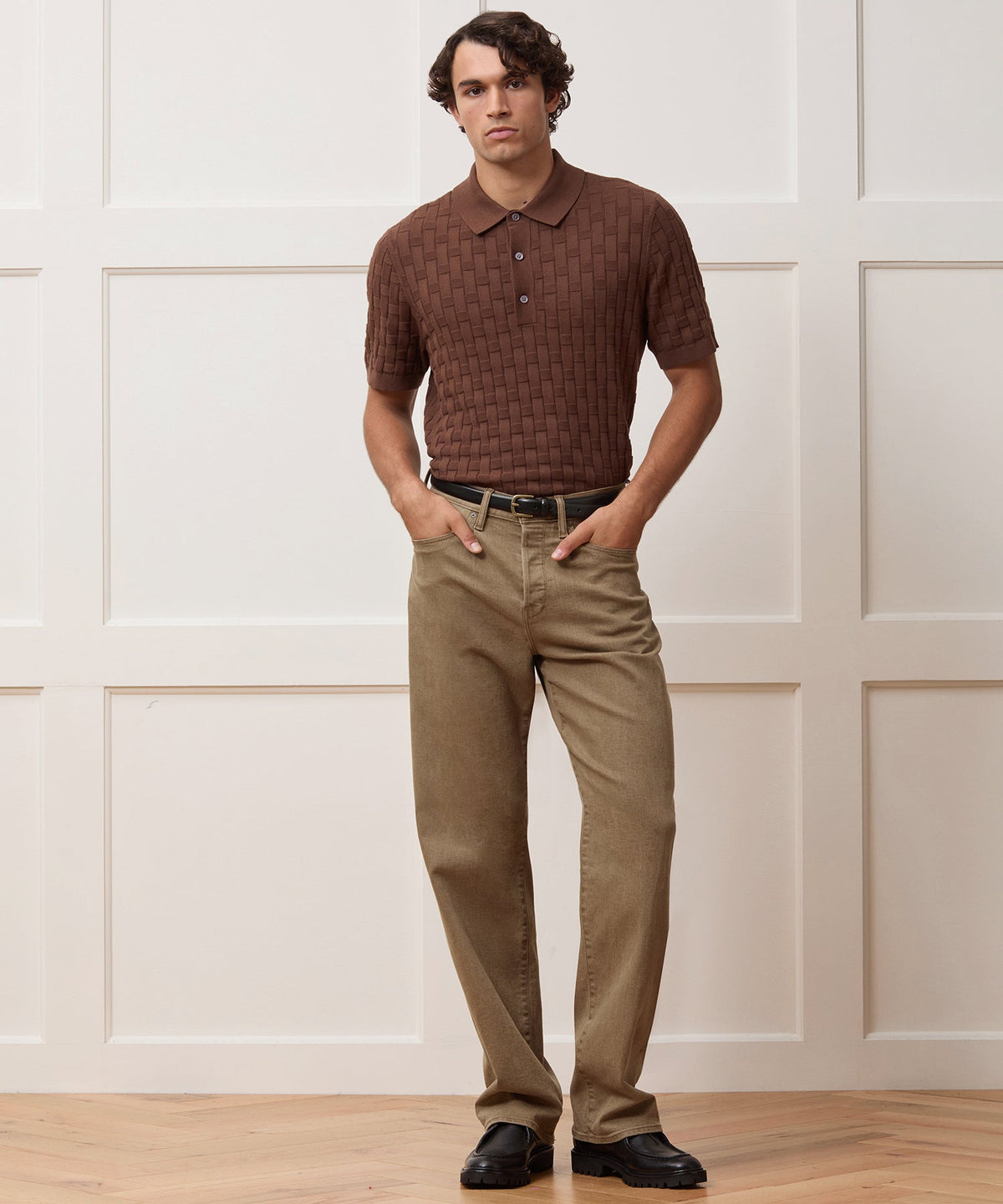 Relaxed 5-Pocket Pleated Jean - Brown
