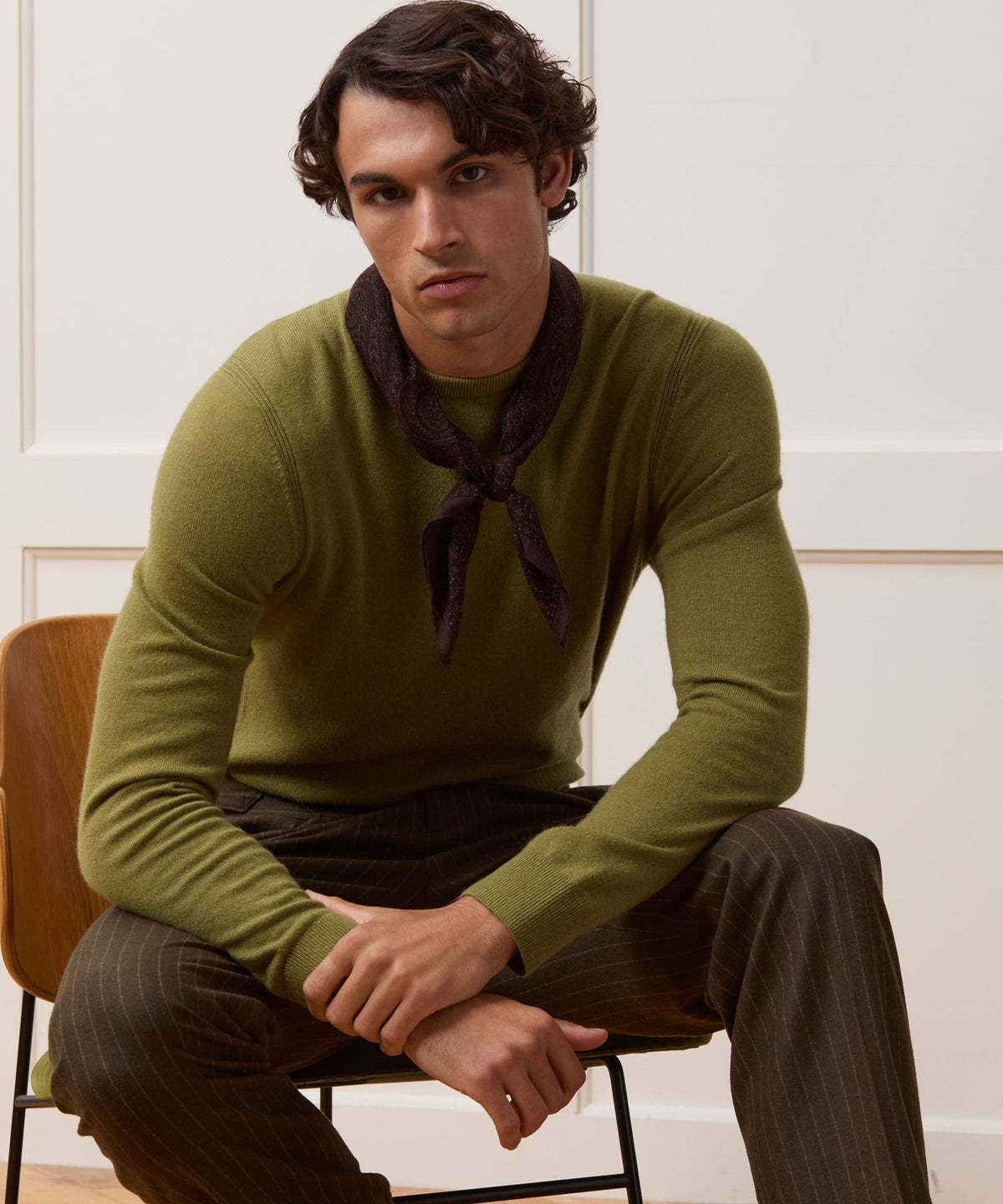Italian Wool Paisley Neckerchief - Raisin