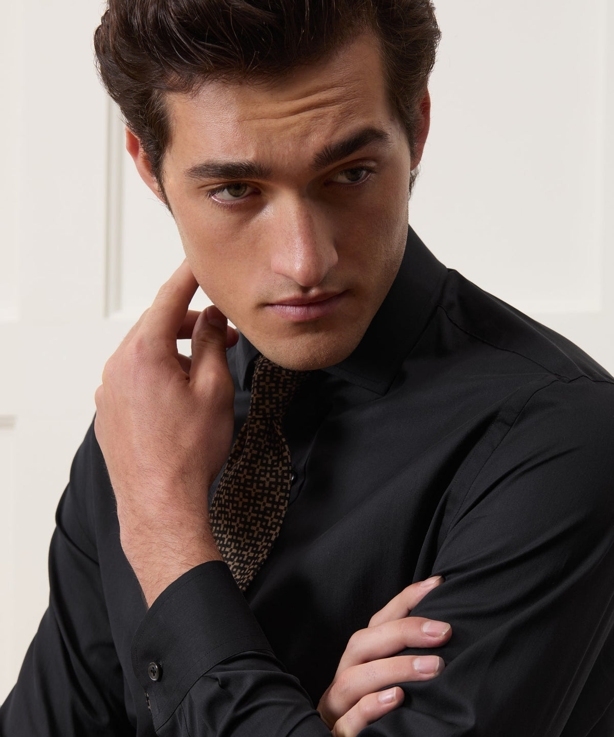 Slim Cotton-Silk Spread Collar Dress Shirt - Black