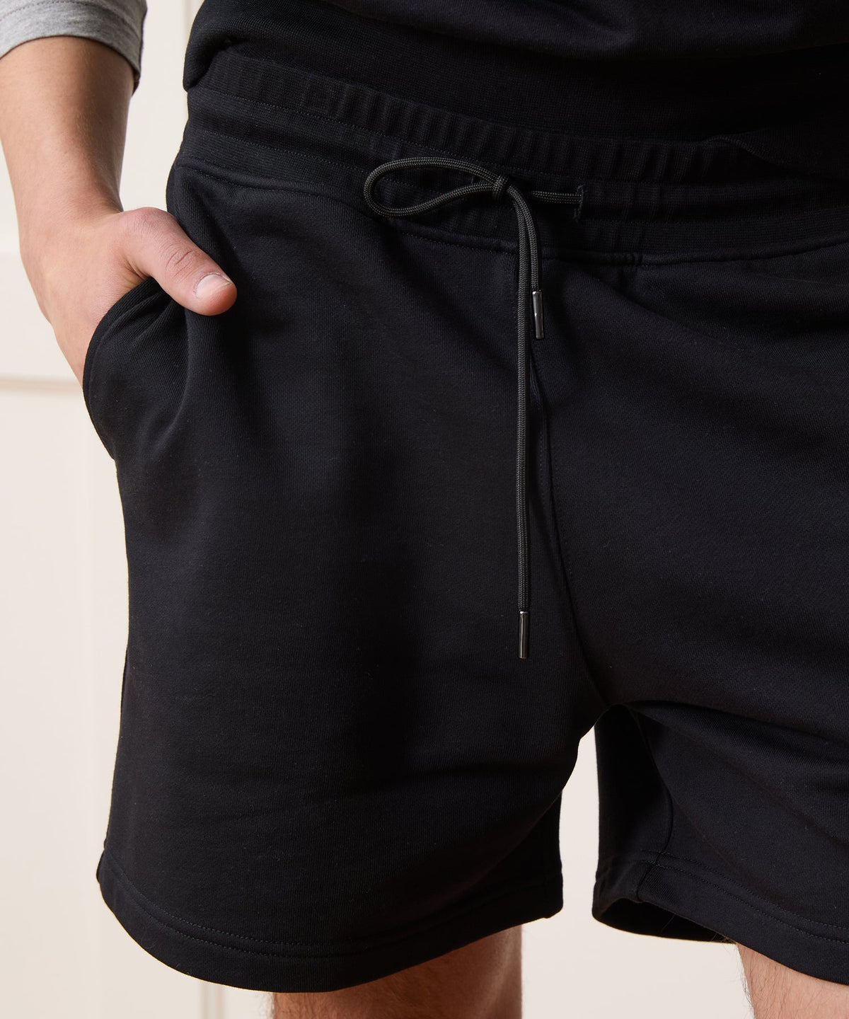 5" Foundation Sweatshort - Pitch Black