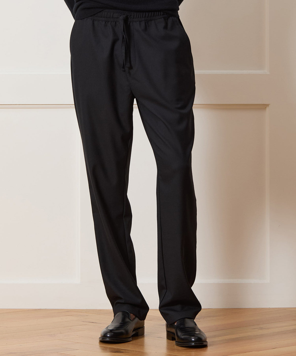 Wool Leisure Trouser - Black