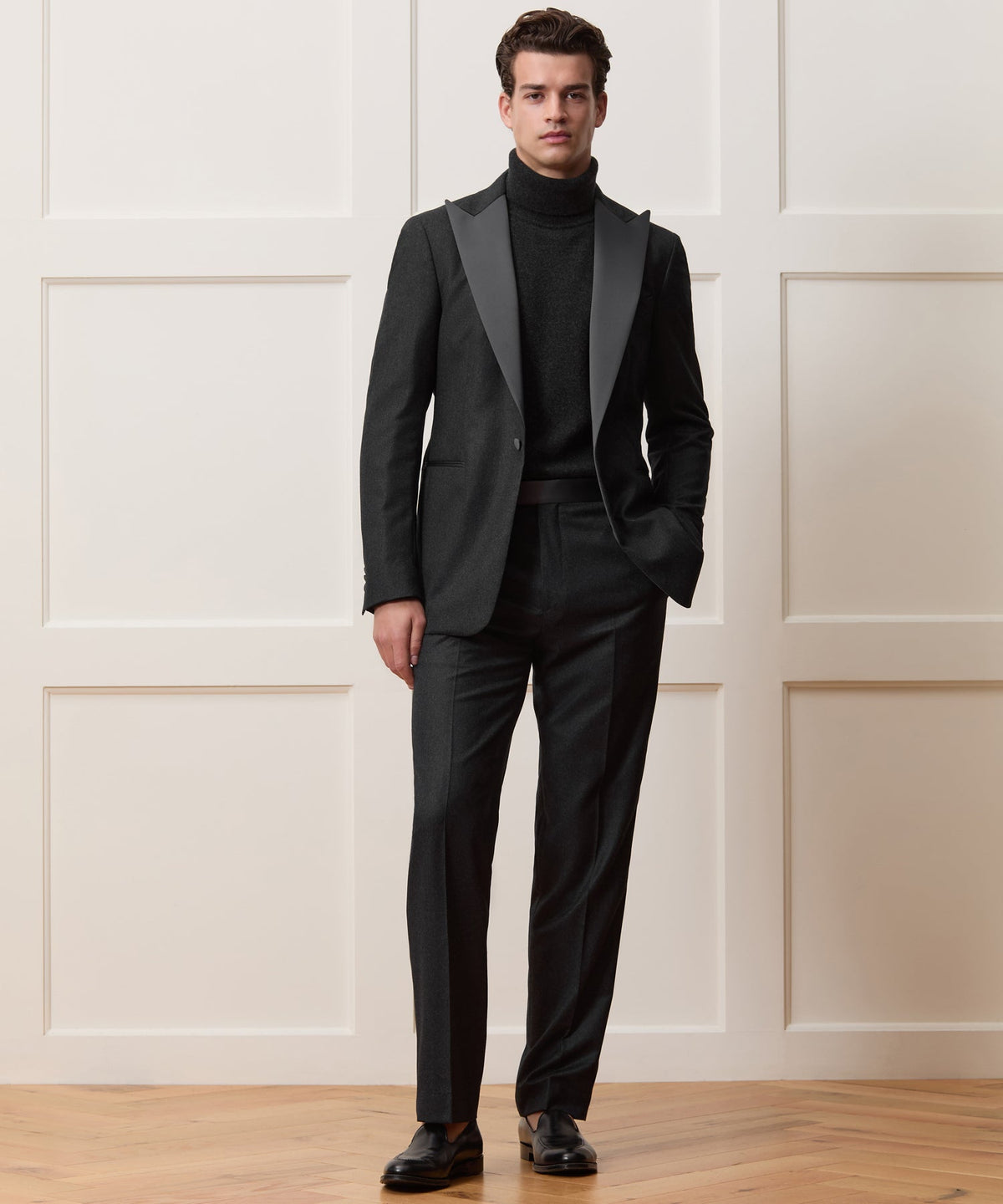 Italian Flannel Tuxedo Jacket - Charcoal
