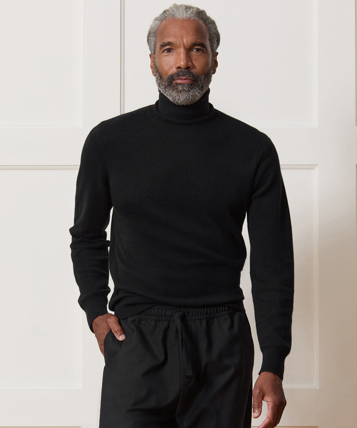 Cashmere Turtleneck - Black