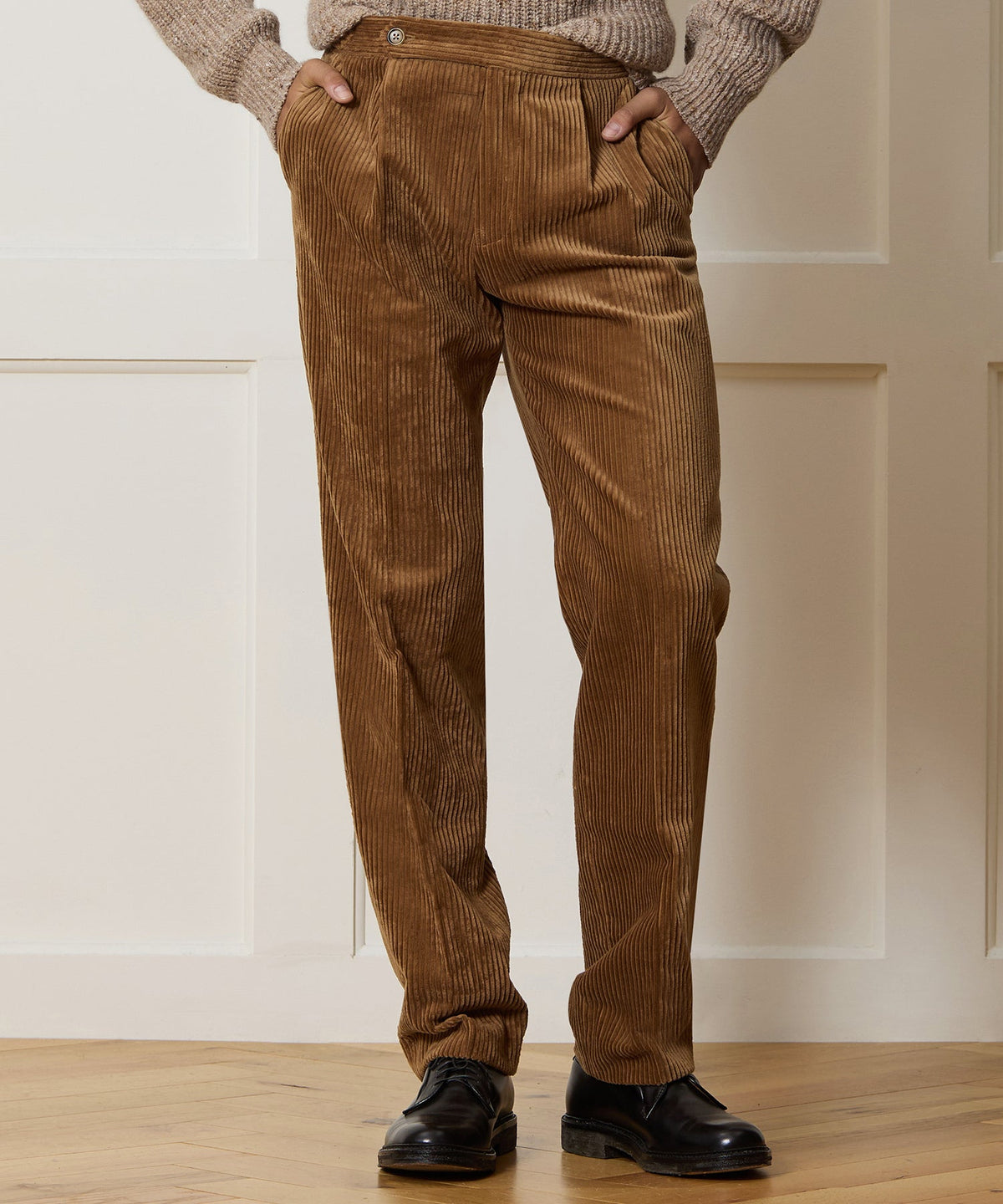 Italian Wide Wale Corduroy Side Tab Trouser - Brown