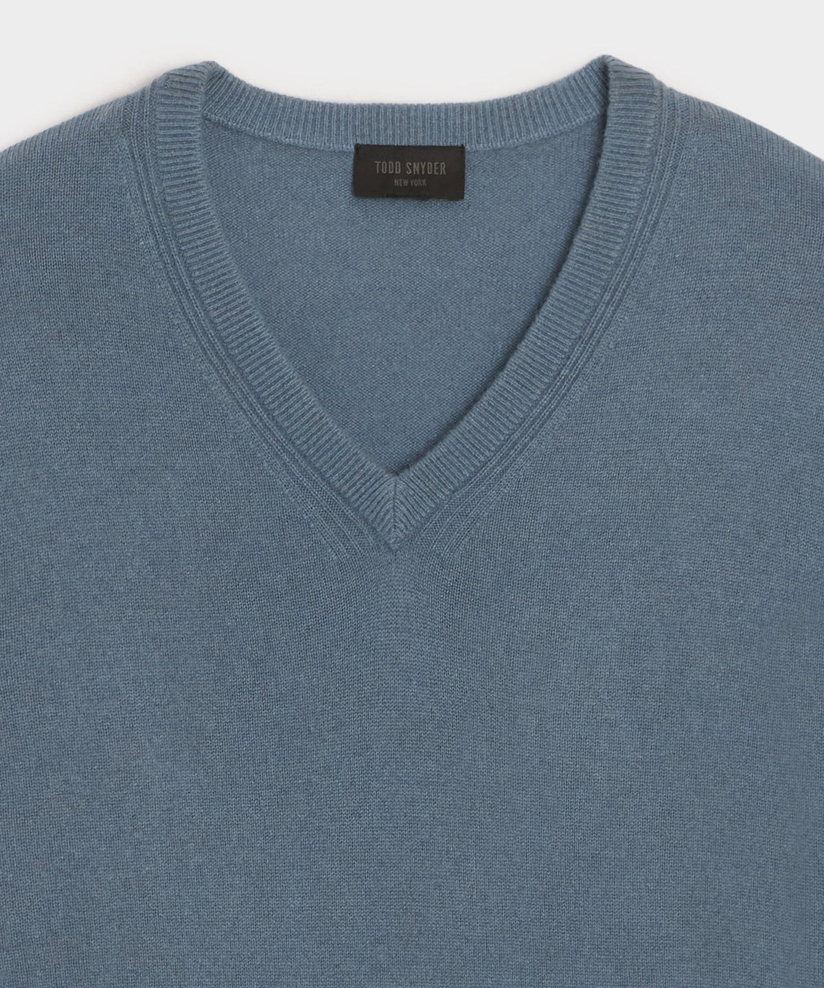 Cashmere V-Neck Sweater - River Way