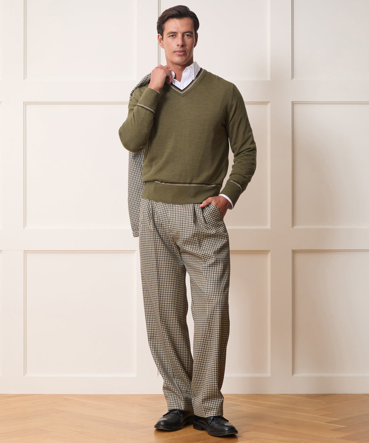 Merino V-Neck Sweater - Fogstone