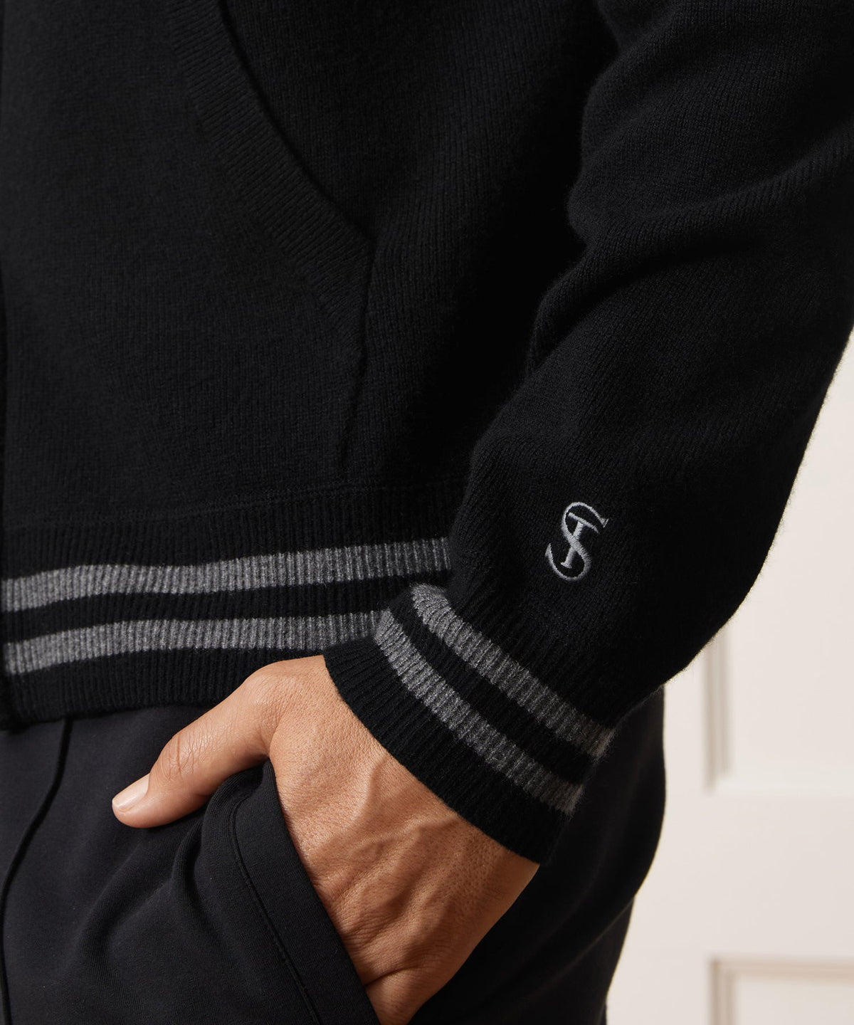 Todd Snyder x The Ohio State University™ Cashmere Full-Zip Sweater - Pitch Black