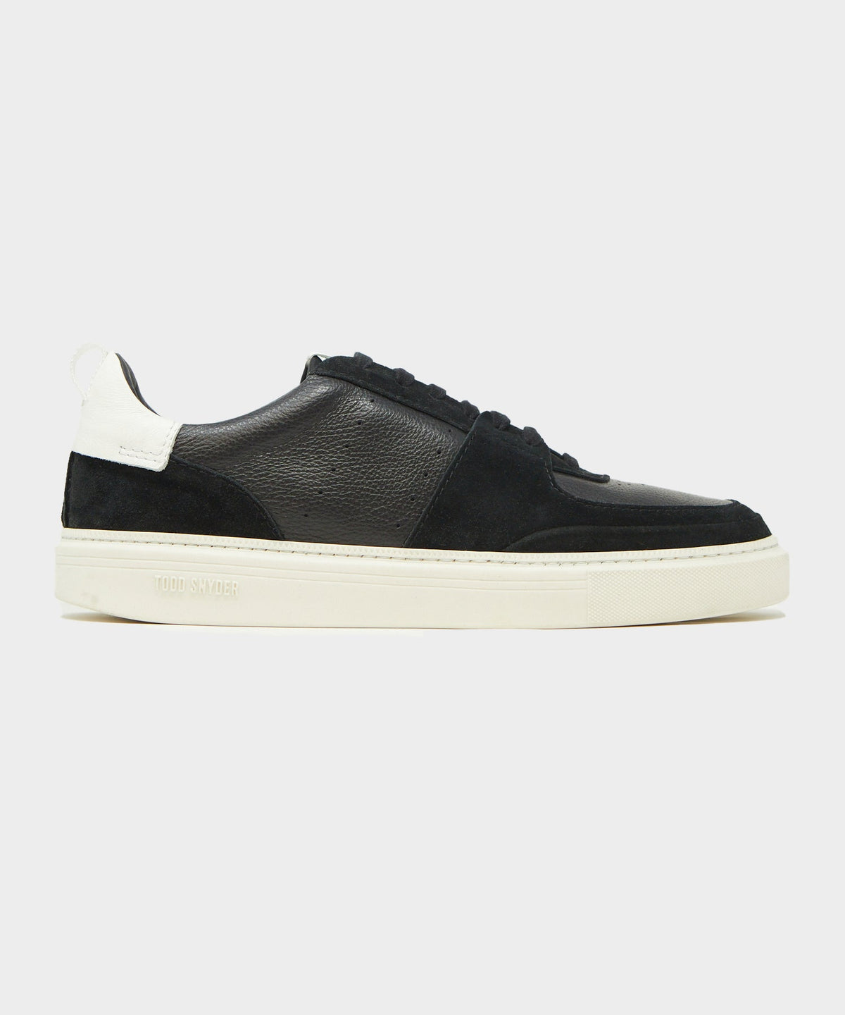 Tuscan Leather Court Shoe - Black