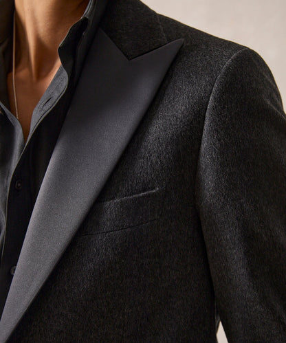 Italian Cashmere Peak Lapel Tuxedo Jacket - Grey