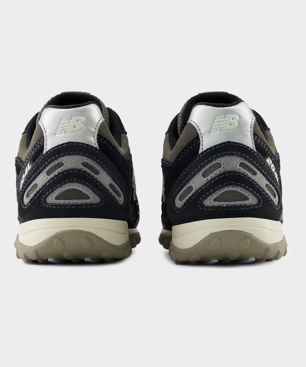 New Balance 204L Sneaker - Grey