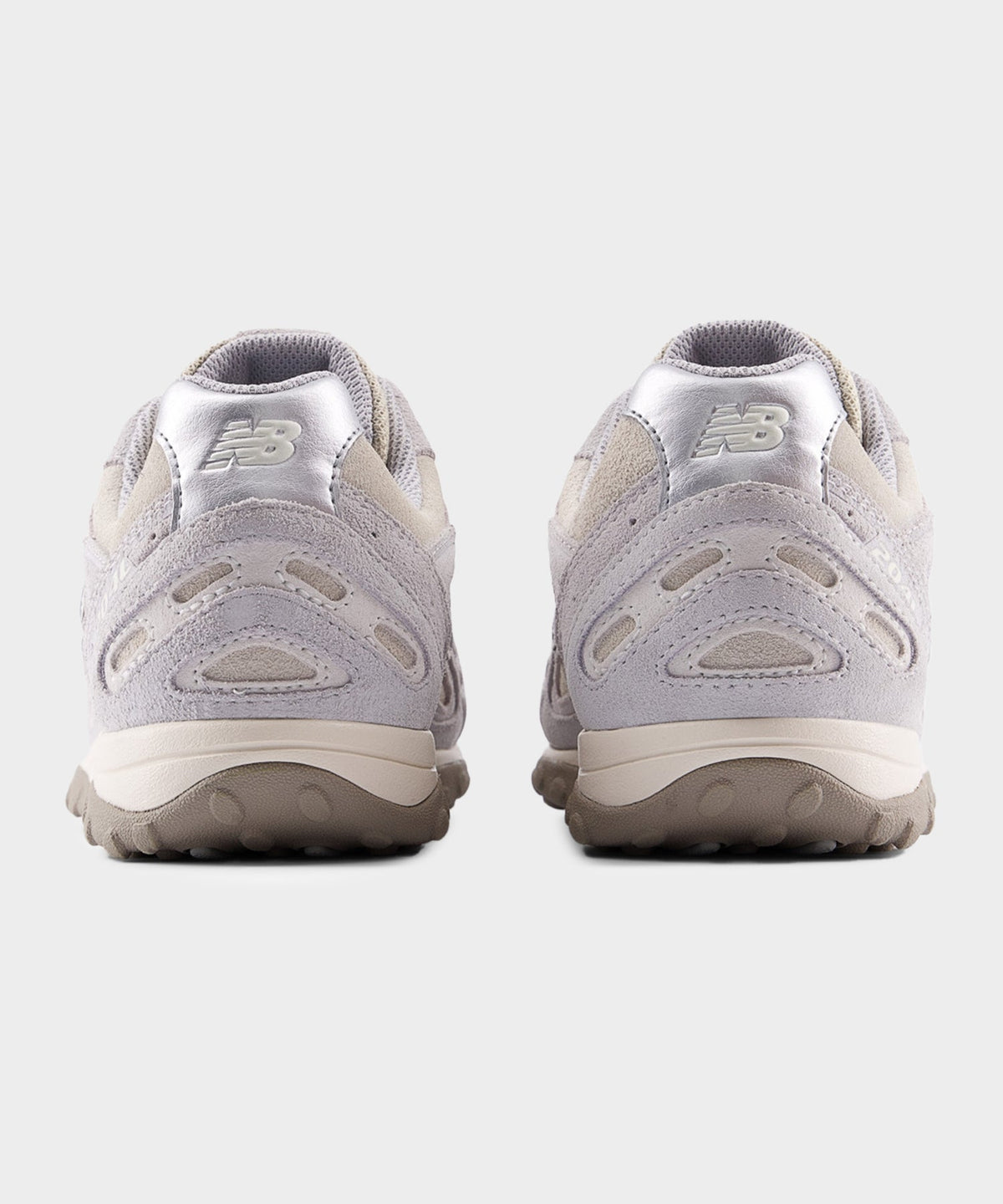New Balance 204L Sneaker - Black