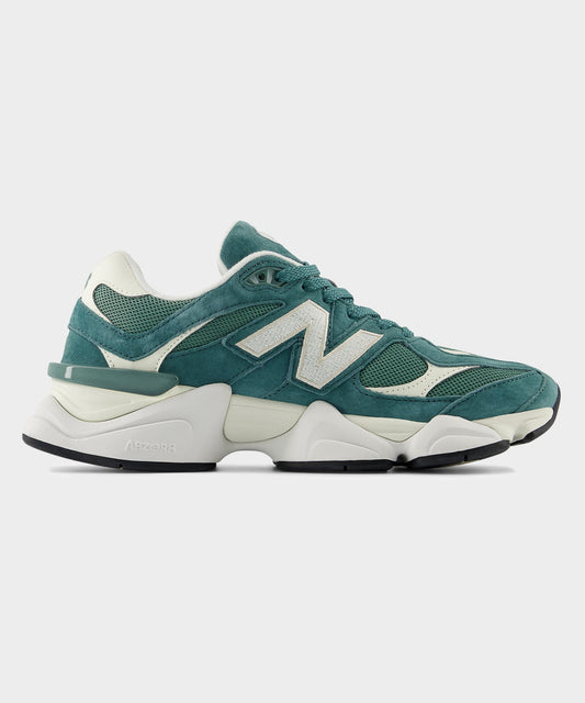 New Balance 9060 Sneaker - Green