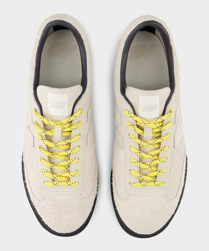 New Balance Gator Run Sneaker - White