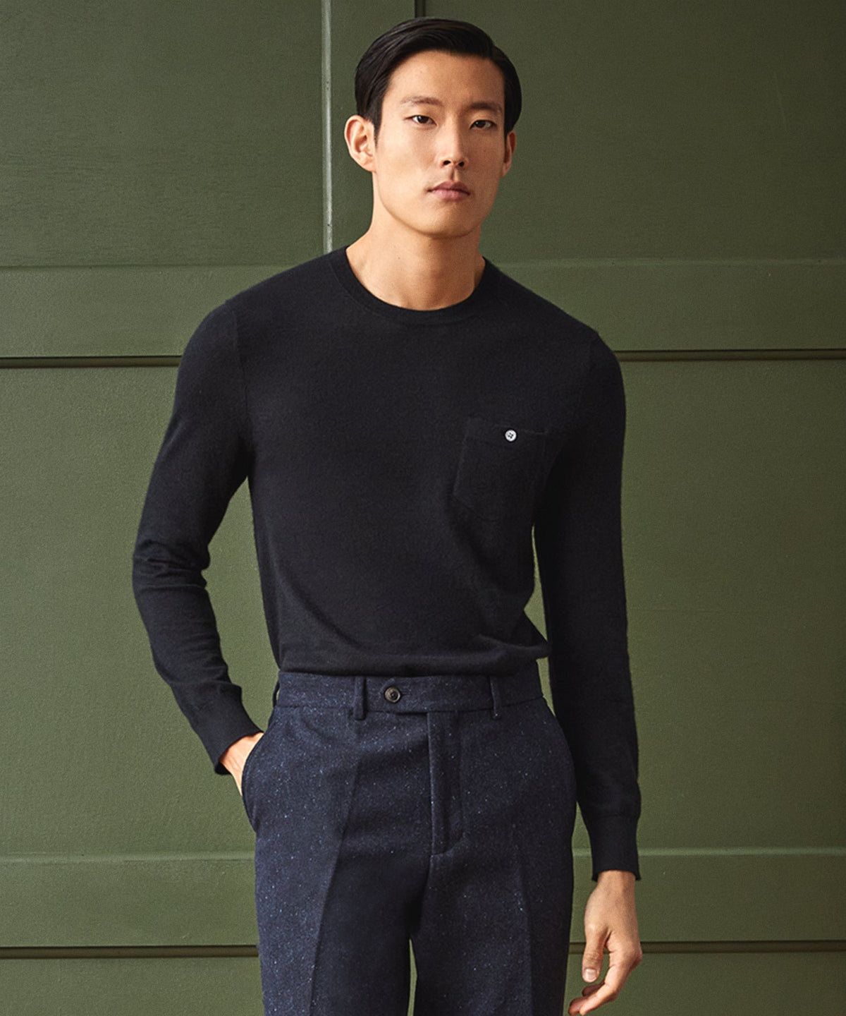 Premium Cashmere Pocket Tee - Black
