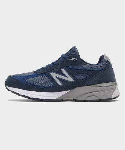 New Balance 990V4 Sneaker - Navy