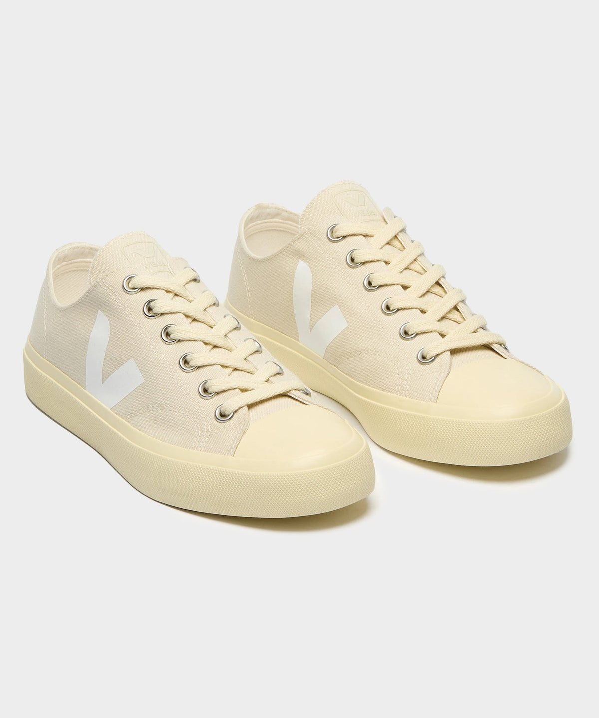 Veja Wata Low II Canvas Sneaker - White
